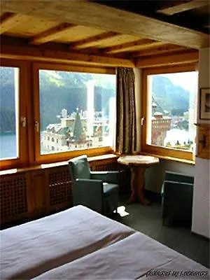 Hotel Languard 3*