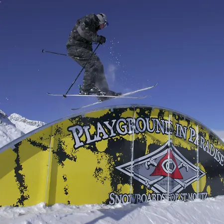 فندق Languard 3*