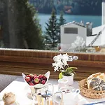 Languard Hotel 3*